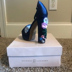 Chinese Laundry Shoes, Aloha Navy